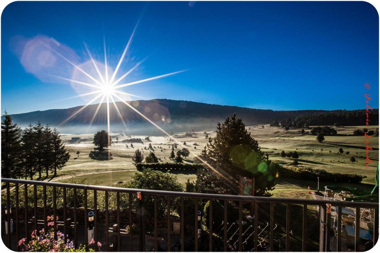 Domaine Du Mont-Saint-Jean Hotel Les Rousses Luaran gambar